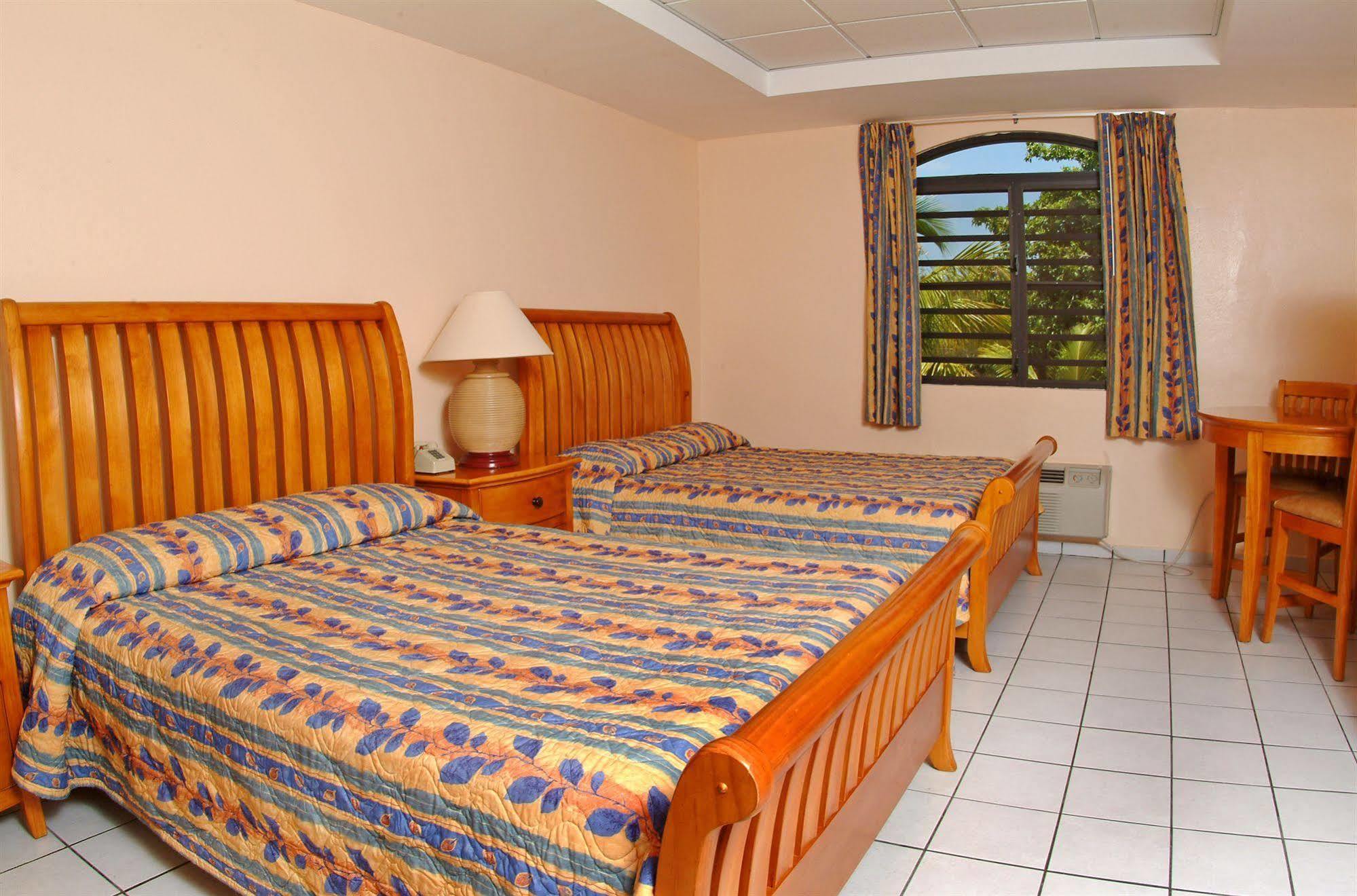 Fajardo Inn Ngoại thất bức ảnh