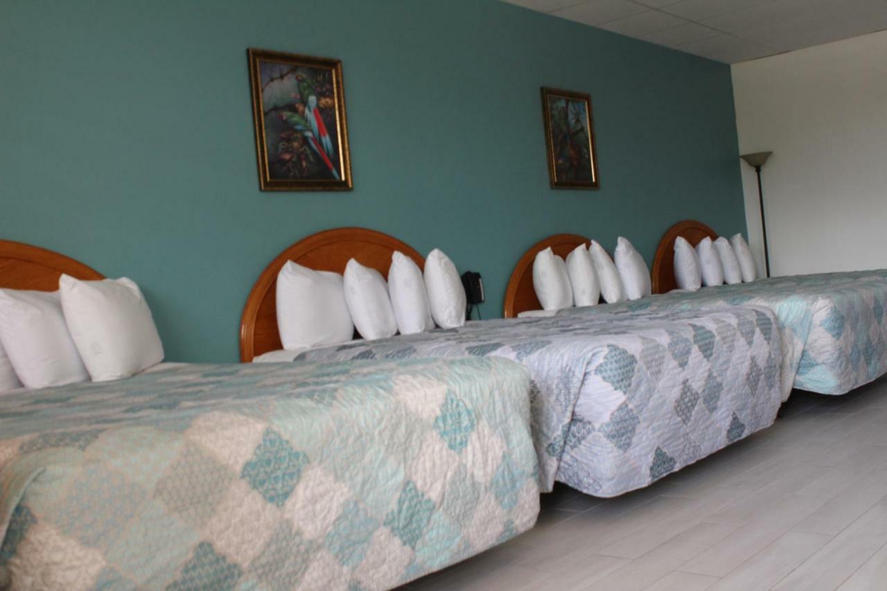 Fajardo Inn Phòng bức ảnh